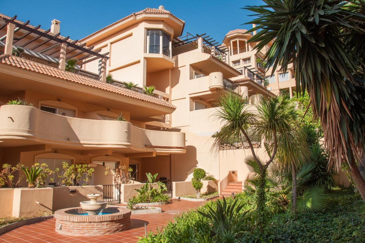 Apartament Aloha Hill Club Marbella Zewnętrze zdjęcie