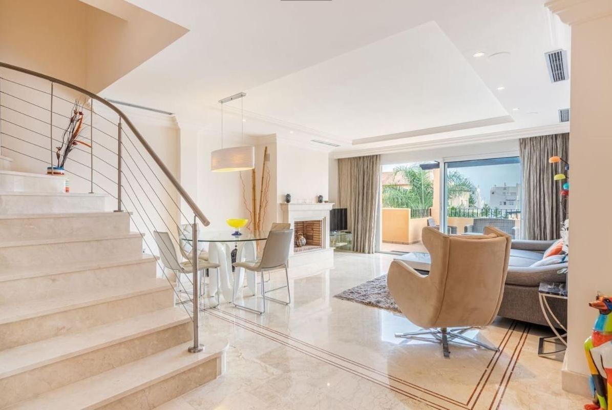 Apartament Aloha Hill Club Marbella Zewnętrze zdjęcie