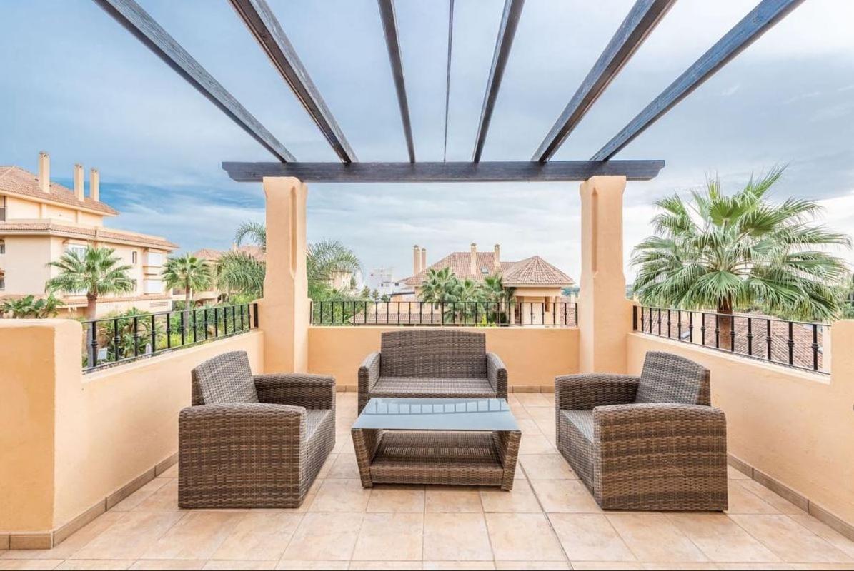 Apartament Aloha Hill Club Marbella Zewnętrze zdjęcie