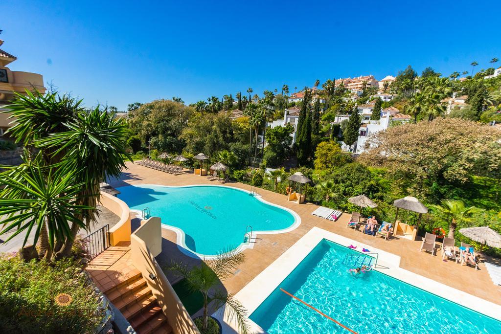 Apartament Aloha Hill Club Marbella Zewnętrze zdjęcie
